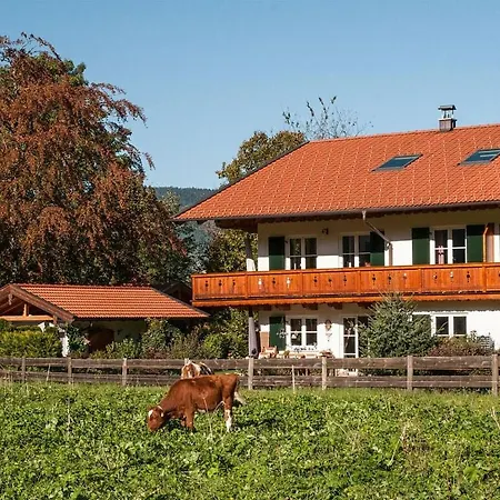 Castle View Modern Retreat 3* Kreuth